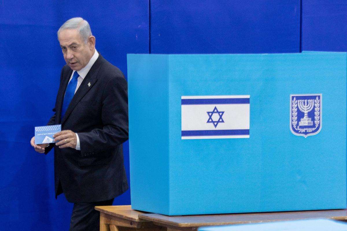 netanyahu 📷 Il Premier israeliano Benjamin Netanyahu alle urne